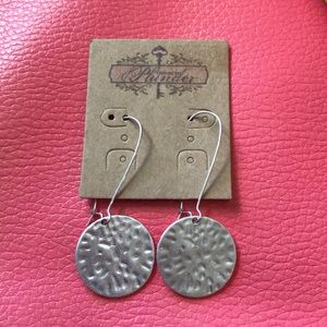 Plunder silver circle earrings